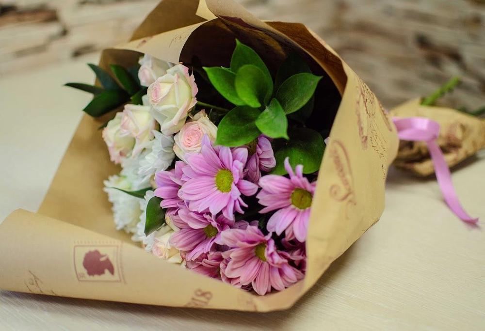 Букет цветов из: Розы и Хризантемы в Ащерино