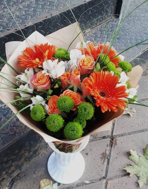 Букет цветов из: Герберы, Хризантемы, Альстромерии и Розы в Ащерино
