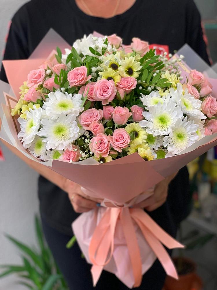 Букет цветов из: Розы и Хризантемы в Ащерино