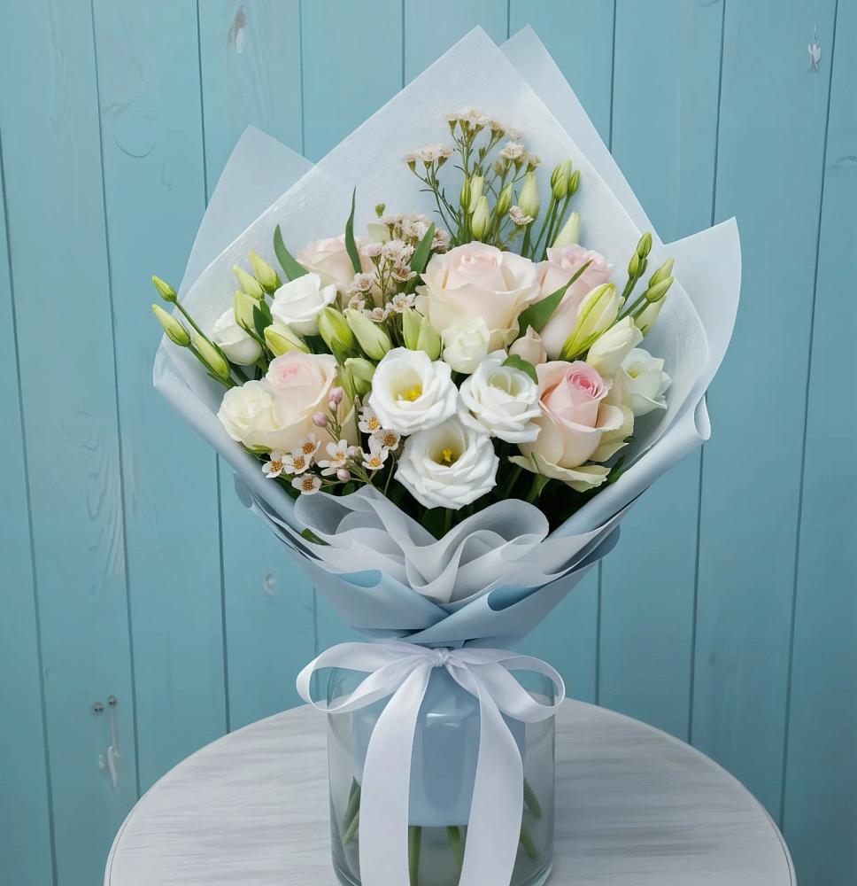 Букет цветов из: Розы и Лизиантусы в Ащерино