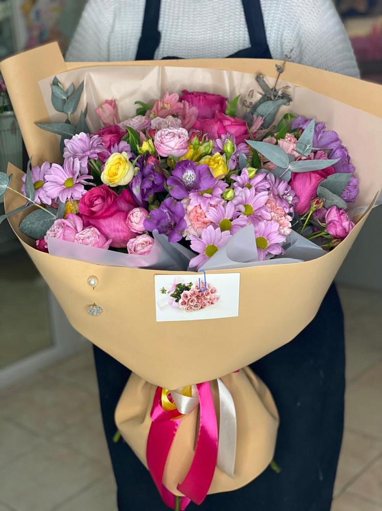 Букет цветов из: Хризантемы, Гвоздики и Альстромерии в Ащерино