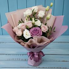 Букет цветов из:  Розы и Лизиантусы в Ащерино