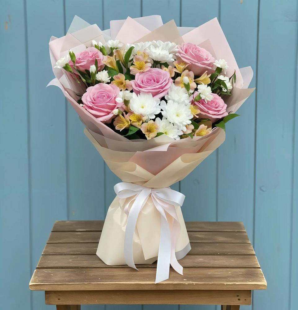 Букет цветов из: Гвоздики, Орхидеи и Розы в Ащерино