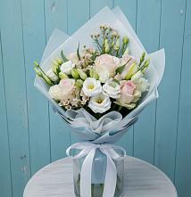 Букет цветов из:  Розы и Лизиантусы в Ащерино